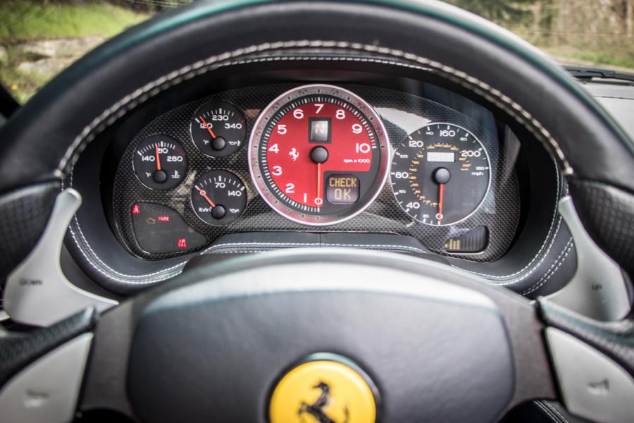 Интерьер Ferrari 575 Superamerica 2005 года  (фото 54 из 79)